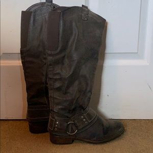 Over Knee Suede Buckle Boots